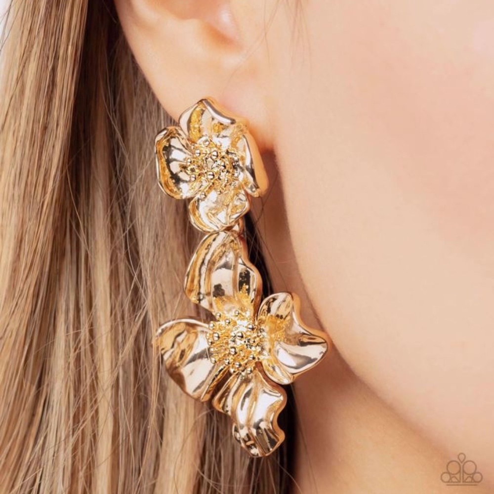 Gilded Grace - Gold Earrings